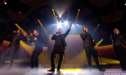 Take That au X Factor 12-12-2010 7f2642111016343
