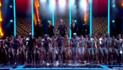 TT au Royal Variety Performance at Londres 09-12-2010 - Page 2 B2438b111762632