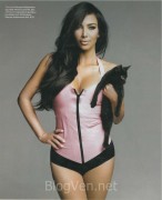 Hot Kim Kardashian Sunday Magazine Scans 